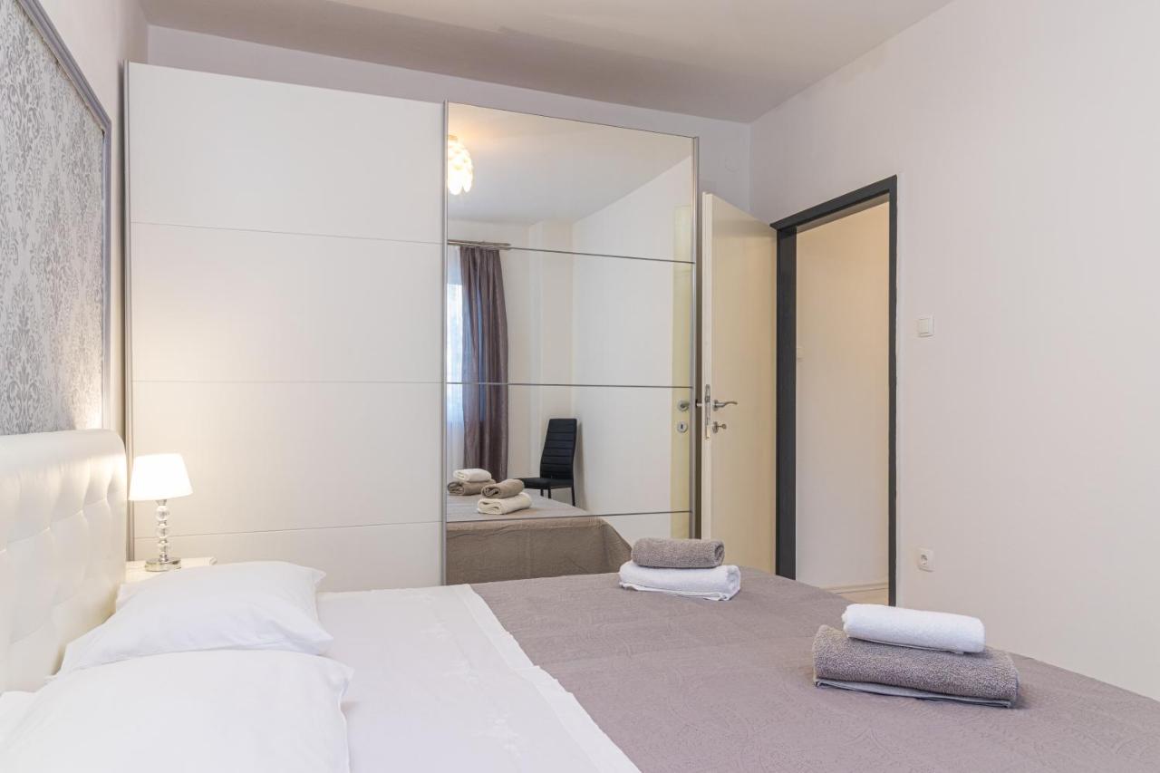 Three Waves Apartment New Пула Екстер'єр фото